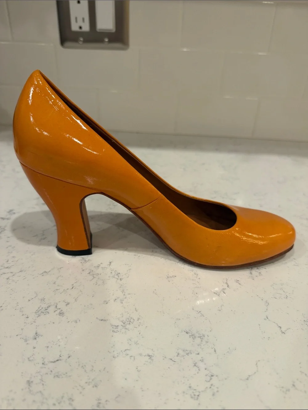 John Fluevog Patent Orange Round-Toe Block Heel Pumps Size 8.5 Dopamine Dressing